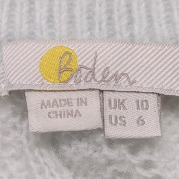 Boden pastel green wool blend sweater, feather pattern, size 6. - Picture 6 of 7